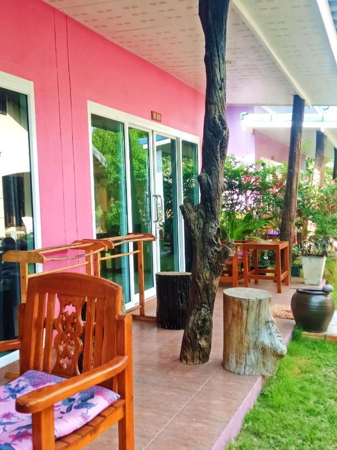Suwantana Lanta Houses Koh Lanta Exterior photo